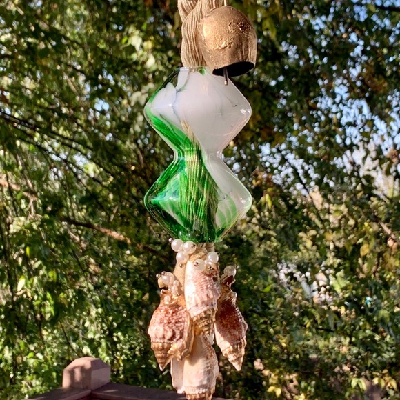 Hour Glass & Pearls Seashells Wind Chime - Picture 2 of 10